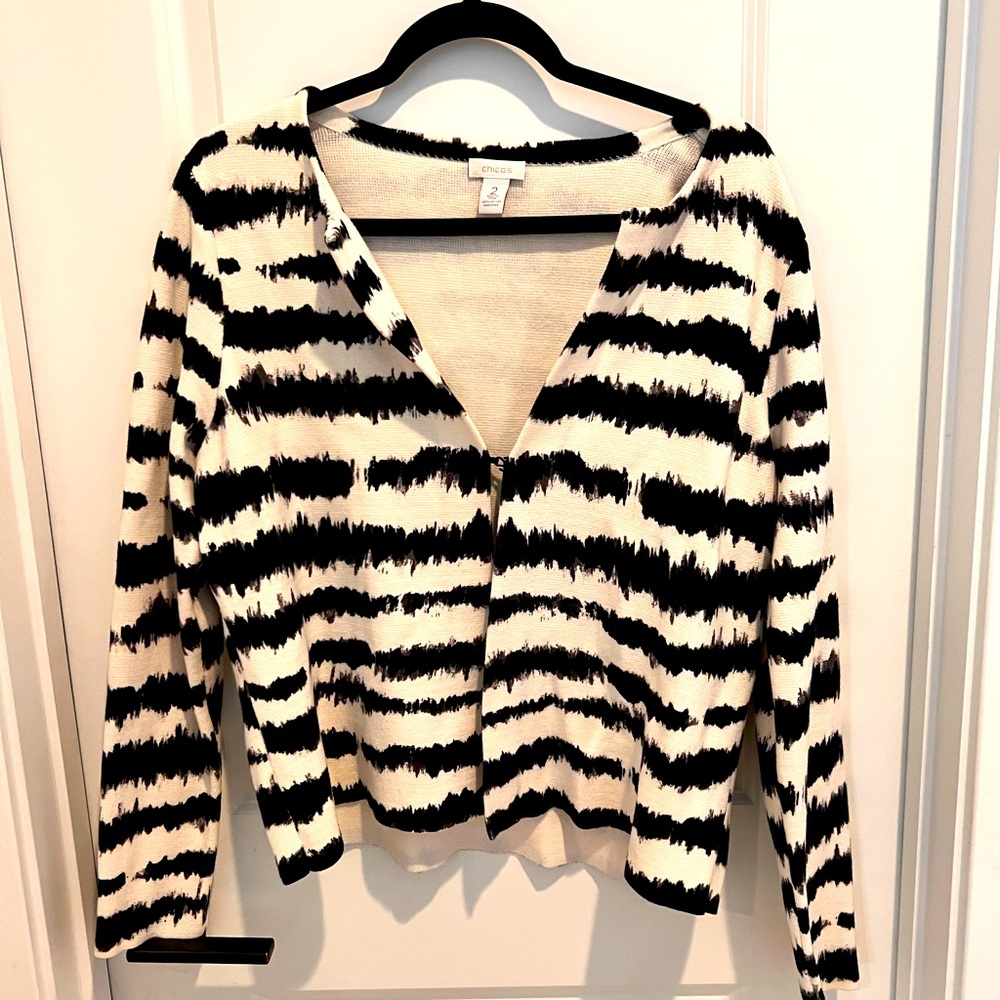 Chicos black & White cardigan size 2